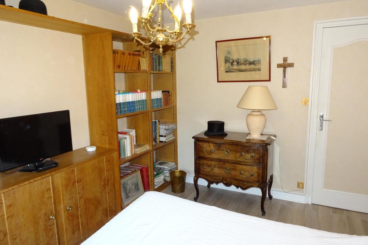 Chambres D'Hotes A La Fontanille Panazol Екстериор снимка