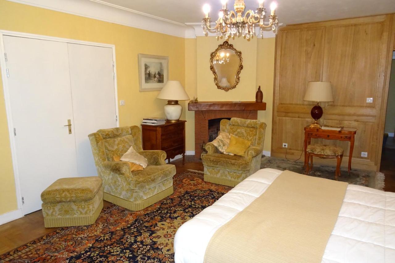 Chambres D'Hotes A La Fontanille Panazol Екстериор снимка