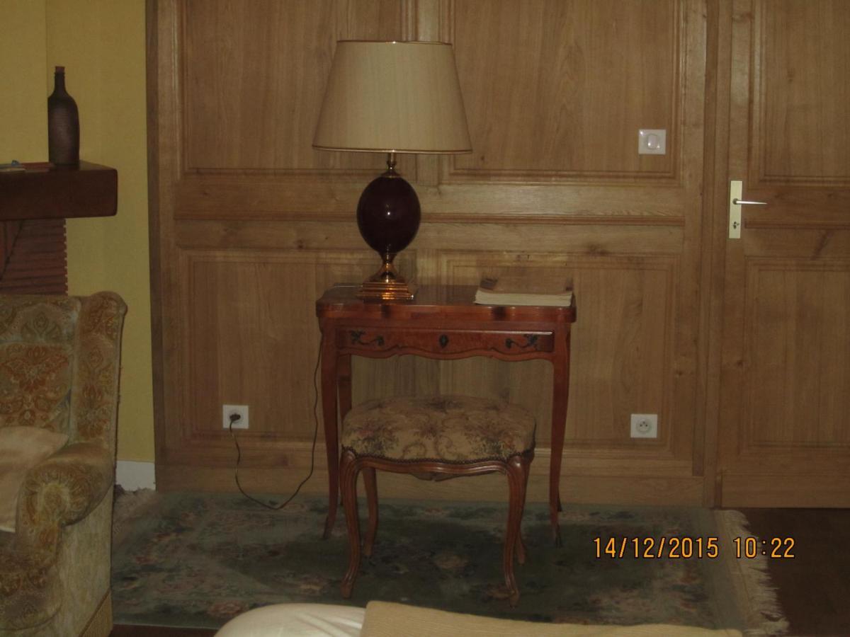 Chambres D'Hotes A La Fontanille Panazol Екстериор снимка
